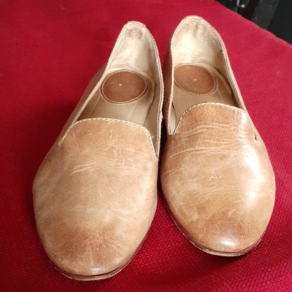 FRYE FLATS - Picture 2 of 9